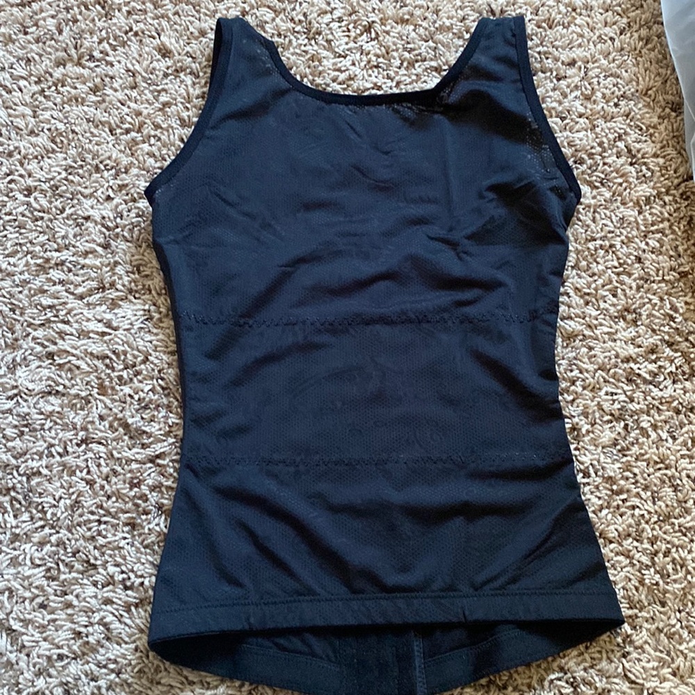 Small corset top never used but no tag